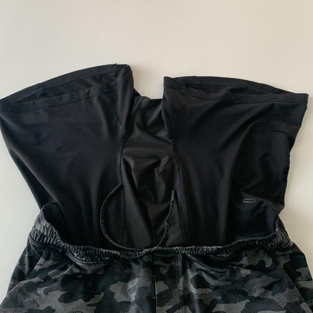 Lululemon Pace Breaker Camo Shorts - Picture 7 of 8